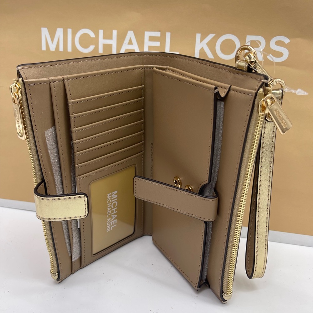 MICHAEL KORS JST Lg Double Zip Signature Logo Wristlet Wallet Phon
Pale Gold
NWT - Picture 8 of 16